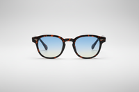Leopardo con lentes azules