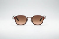 Marrón con lentes degradadas